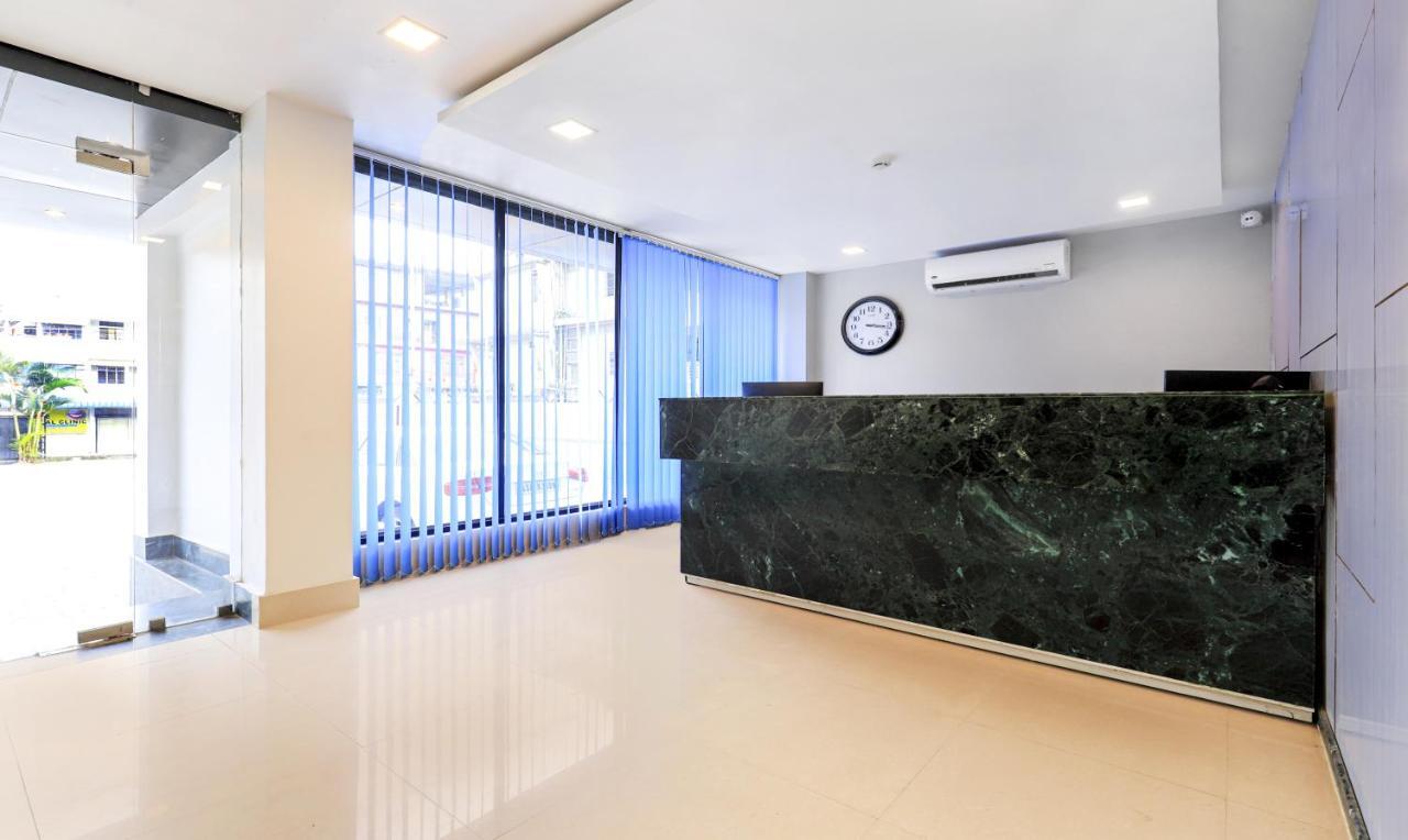 ホテル Treebo Arna Residency グワーハーティー エクステリア 写真